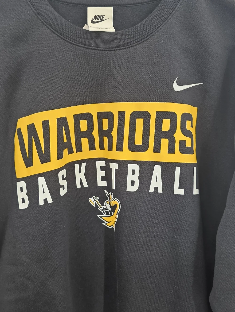 Nike Warriors Basketball Sweatshirt Black Yellow NWT Size Medium